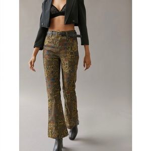 High-Waisted Flare Jeans in Green Print